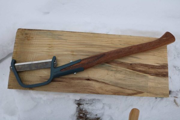 Branch cutting Axe - Image 11