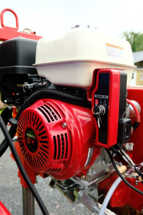Big Red - Image 10